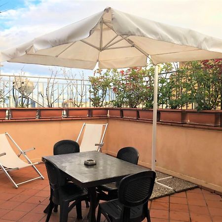 Case Vacanze " Il Duomo" Napoli Eksteriør billede